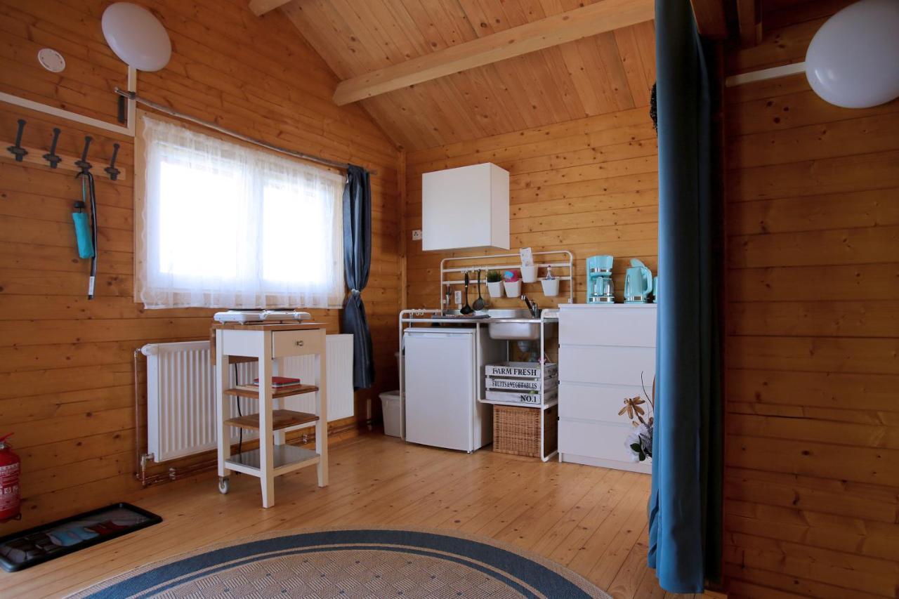 Peenehof Koeppen - & Schlaffaesser Jordenstorf